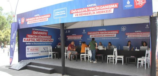 Kartal Belediyesi, Lise ve Üniversite Tercihlerinde Öğrencilerin Yanında