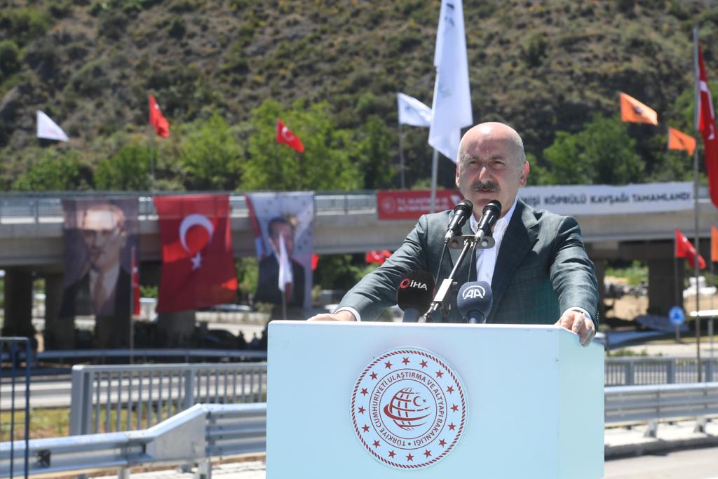 BİLECİK GİRİŞİ KÖPRÜLÜ KAVŞAK İLE YILLIK 8 MİLYON LİRA TASARRUF SAĞLAYACAĞIZ