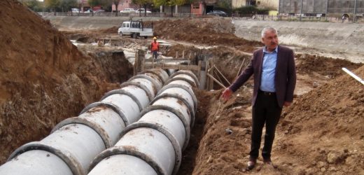 Büyükşehir, Yüreğir’deki yatırımlarıyla ilçenin sorunlarını çözüyor