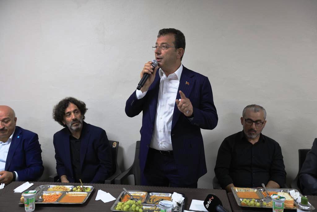 AŞURE GÜNÜNDE MATEM LOKMASINA ORTAK OLDU