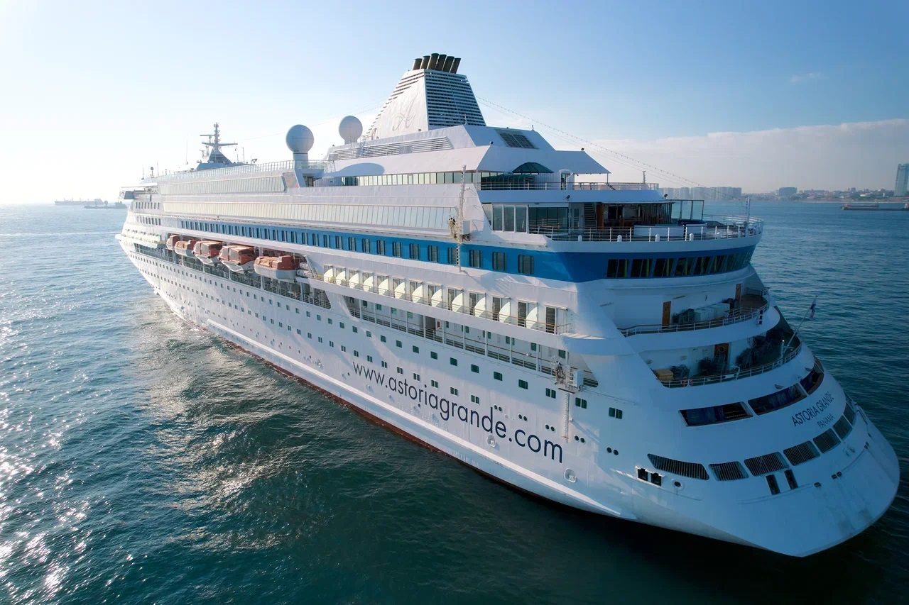 TRABZON’A 5 YILIN ARDINDAN İLK KEZ KRUVAZİYER GELDİ