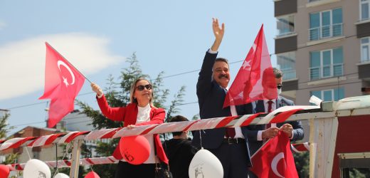 Atakum Belediyesi’nden “Zafer Turu”