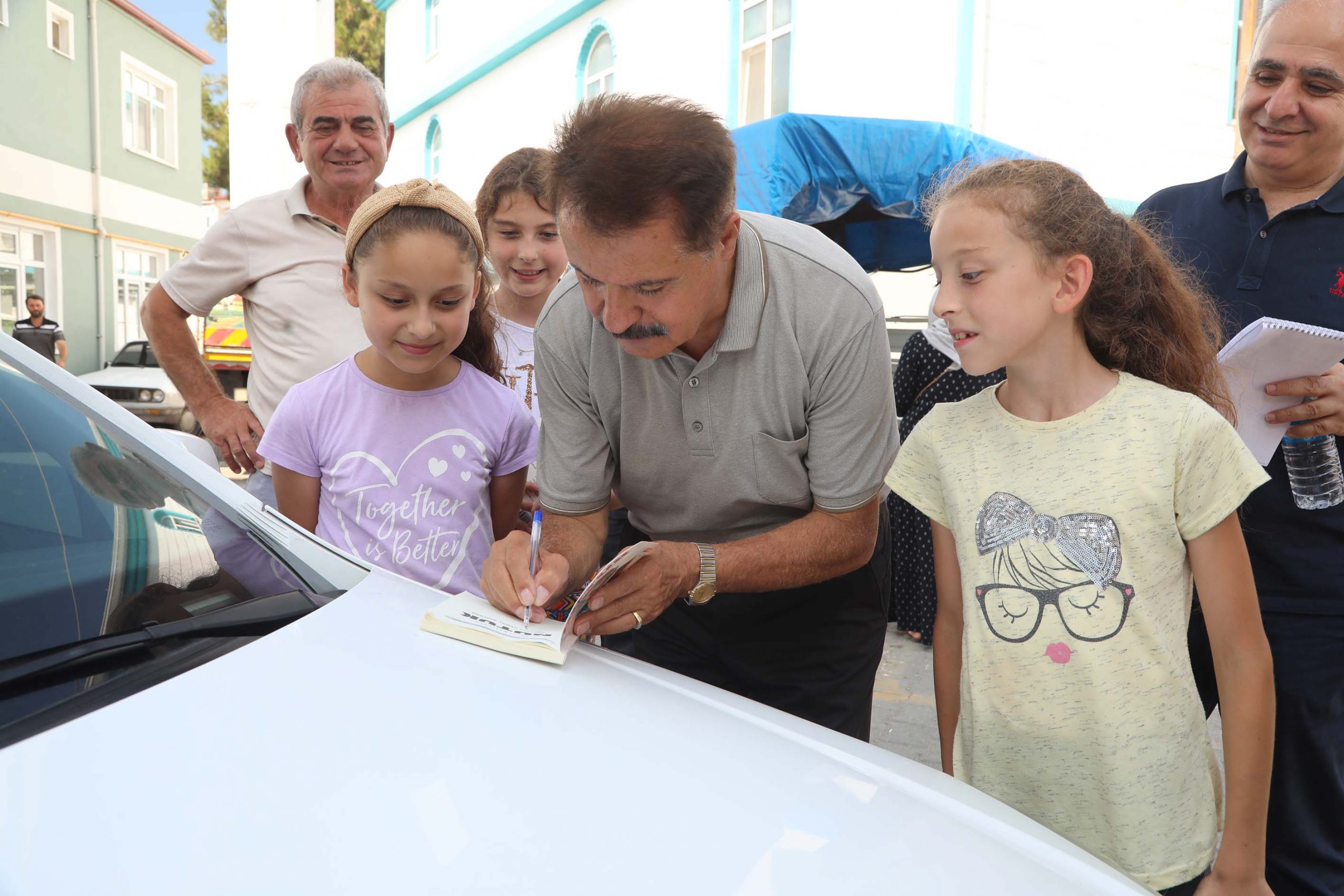 Başkan Deveci: “Herkese ulaşmaya çalışıyoruz”