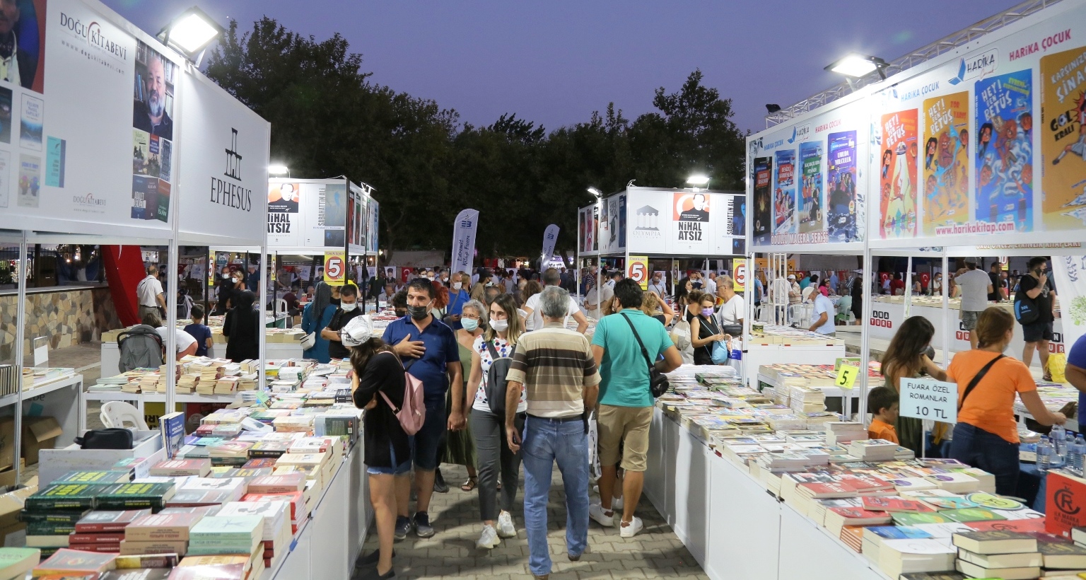 5. EDREMİT KİTAP FUARI CUMARTESİ BAŞLIYOR!