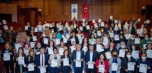 Adana CHP İl Kadın Kolları; “Türkiye Aile Destek Programı”, “Aile Destekleri Sigortası (ADS)” Programının Kötü Bir Taklitidir
