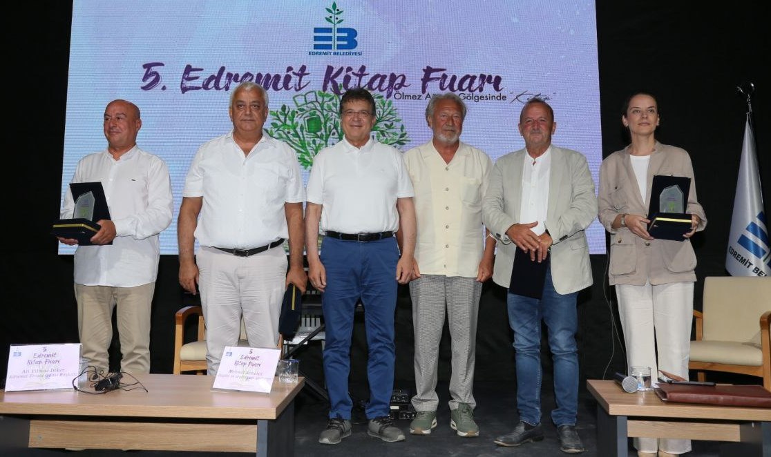 EDREMİT’TE AYDINLANMA MEŞALESİ KUŞAKTAN KUŞAĞA GEÇİYOR