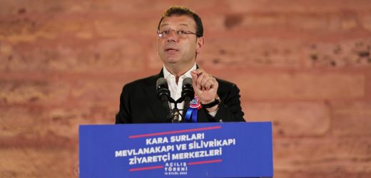 İSTANBUL, TARİHİ SURLARIYLA BULUŞTU