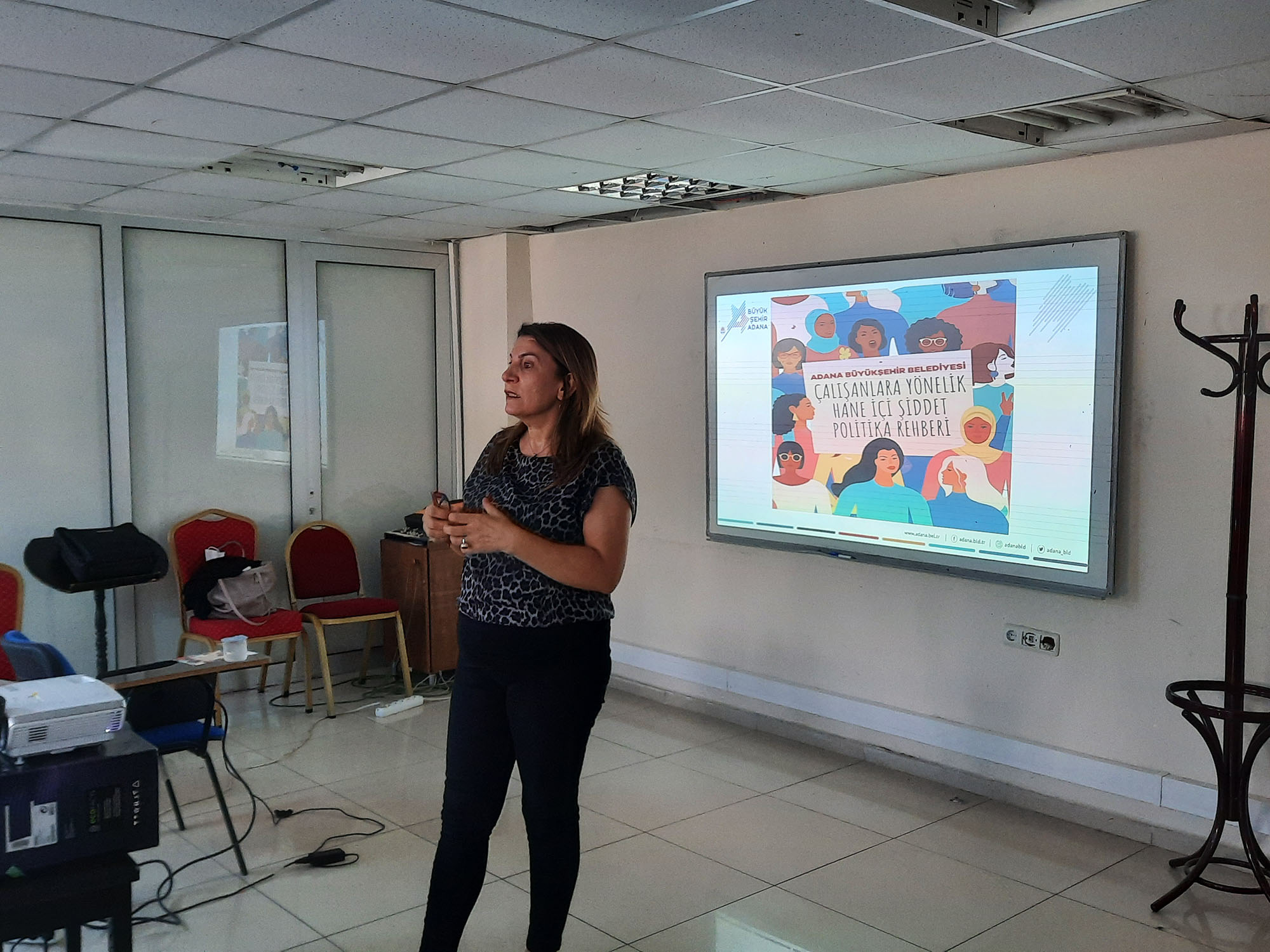 Büyükşehir personeli aile içi şiddetle ilgili eğitim aldı