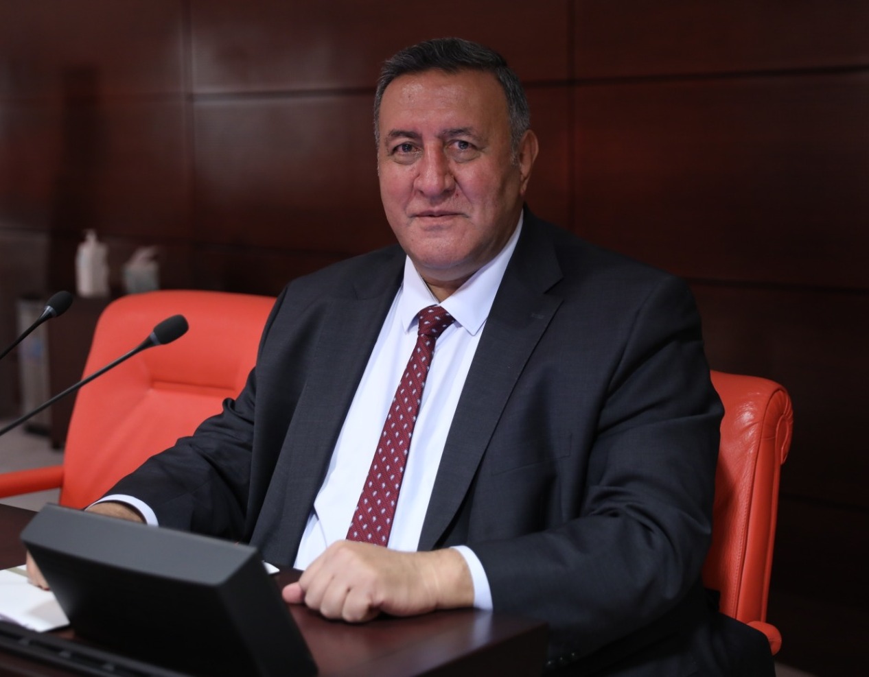 Gürer: “İntihar vakaları artıyor”