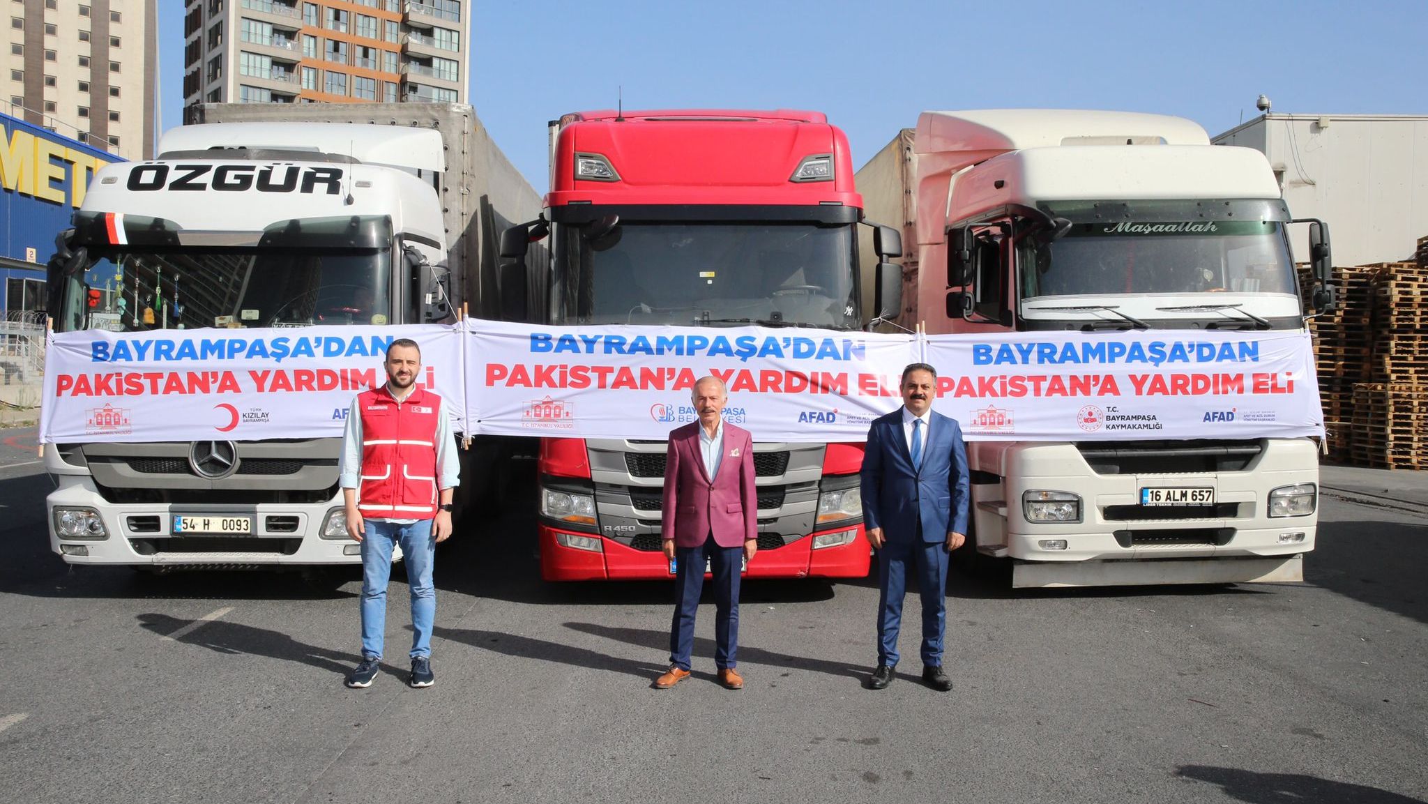 Bayrampaşa’dan Pakistan’a yardım eli