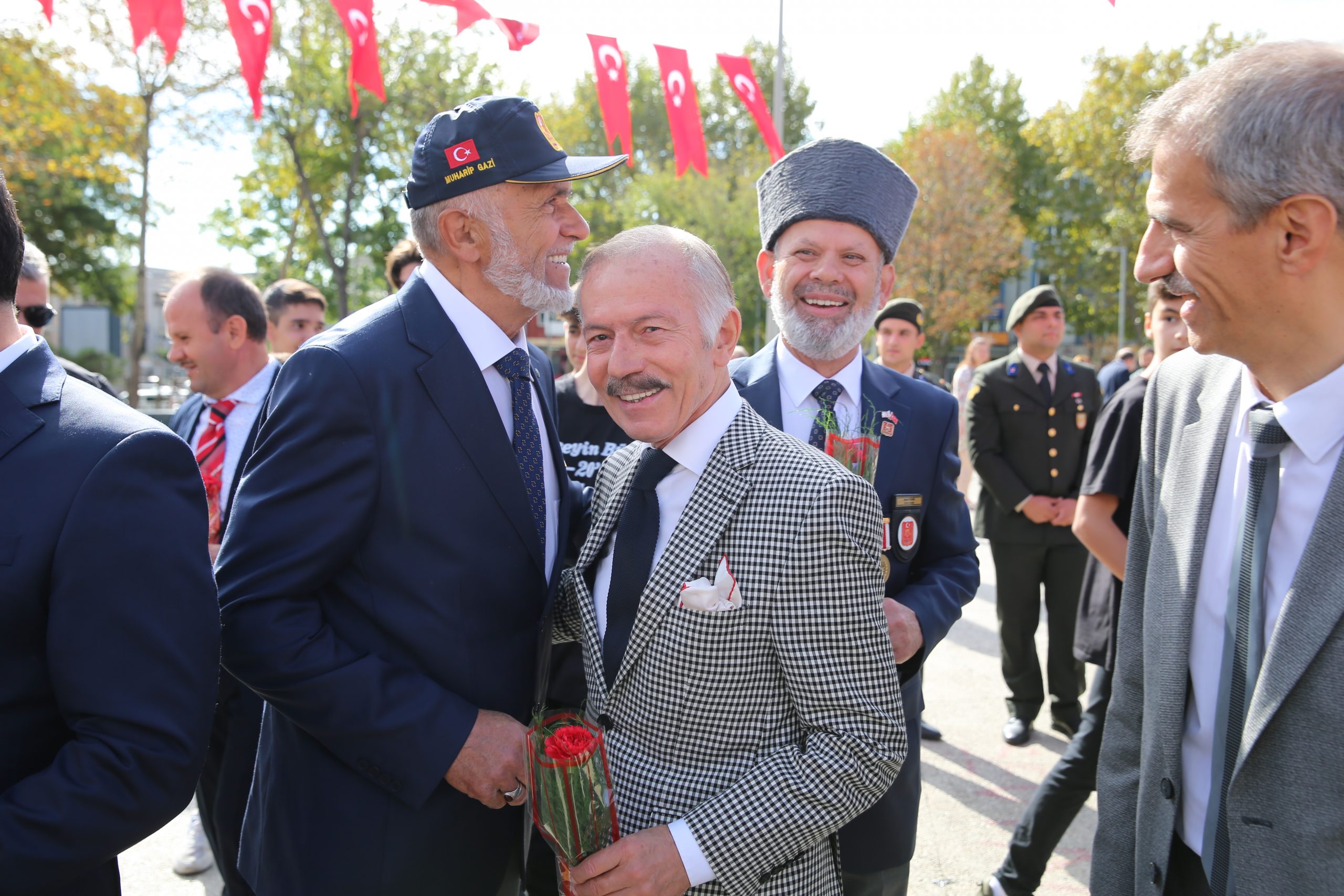 Başkan Aydıner gazilerle buluştu