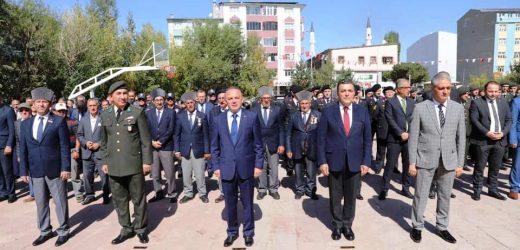 BAŞKAN DEMİR, GAZİLER GÜNÜ KUTLAMA PROGRAMINA KATILDI