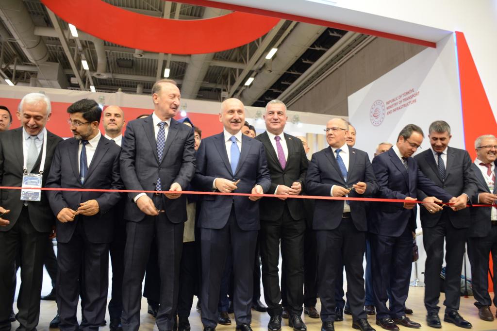 İKİNCİ MİLLİ ELEKTRİKLİ TRENDE DE TEST SÜRÜŞLERİNE BAŞLADIK