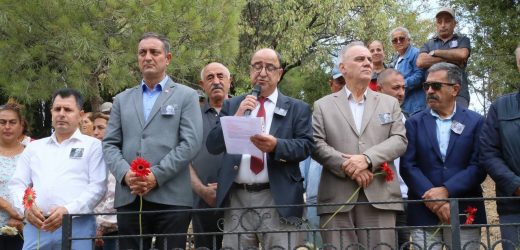 TUNCEL KURTİZ ÖLÜMÜNÜN 9. YILINDA ANILDI