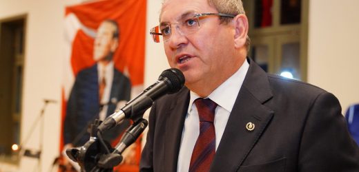 AYVALIK’TA 29 EKİM CUMHURİYET BAYRAMI RESEPSİYONU