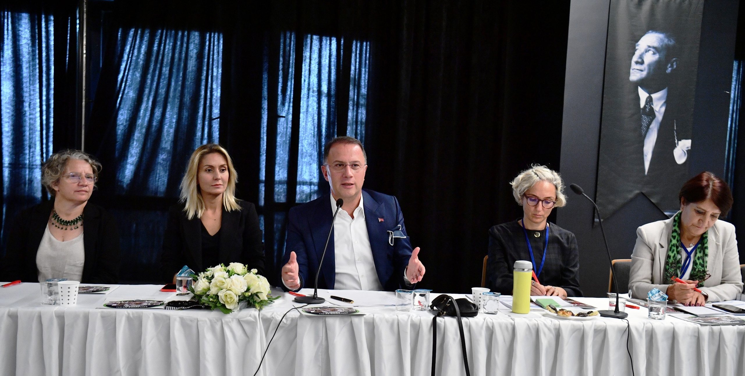 BEYLİKDÜZÜ’NDEN “EŞİTLİK YERELDE BAŞLAR” MESAJI