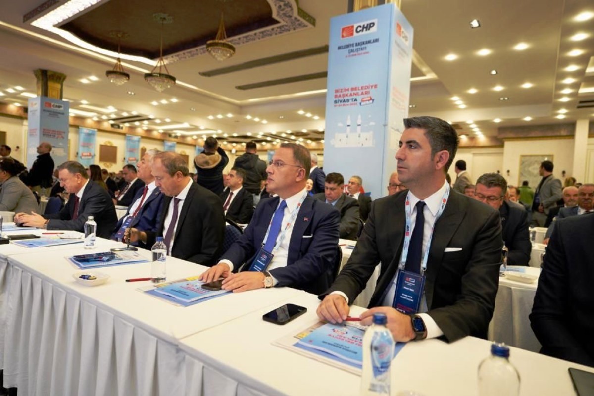 Başkan Yüksel, CHP’nin Belediye Başkanları Çalıştayı’na Katıldı