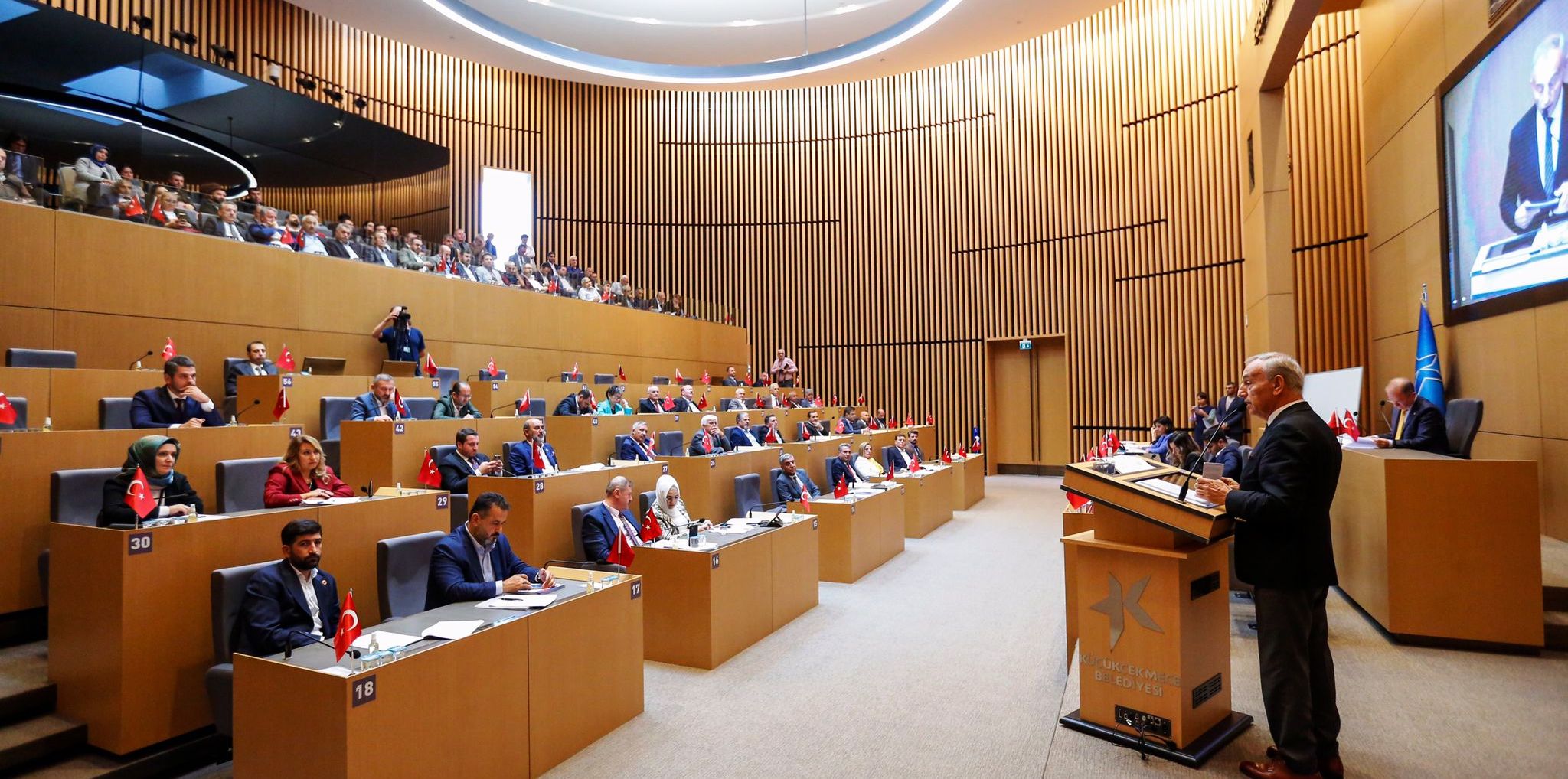 KÜÇÜKÇEKMECE BELEDİYESİ’ NİN 2023 YILI BÜTÇESİ OY ÇOKLUĞU İLE KABUL EDİLDİ