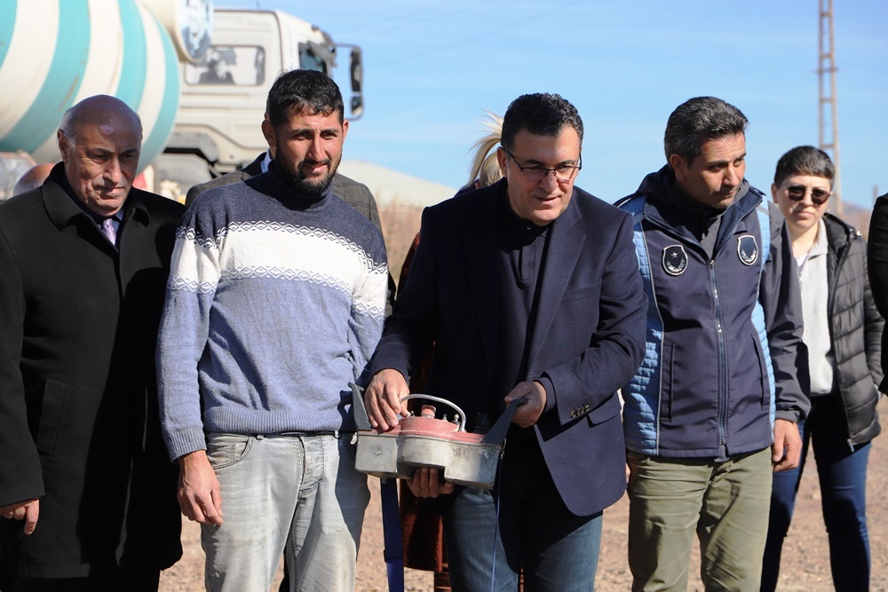 ARDAHAN BELEDİYESİ, ENGELLİ ÇOCUKLAR İÇİN PARK İNŞA EDİYOR