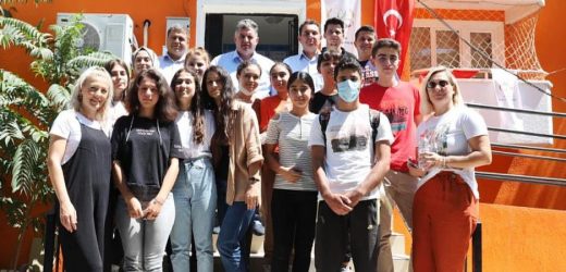 KINIK BELEDİYESİ’NDEN EĞİTİM ÖĞRETİME KAPSAMLI DESTEK