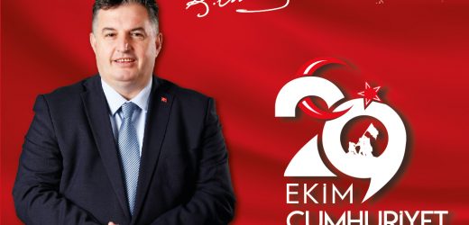 KINIK’TA CUMHURİYET BAYRAMINDA COŞKULU KUTLAMA