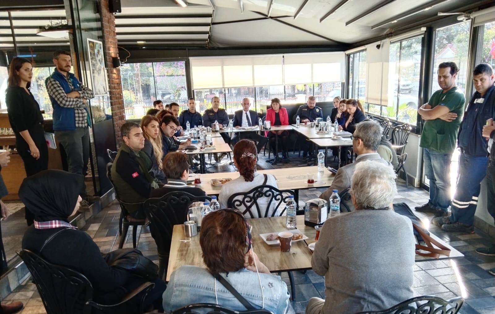 KAYMAKAM AKSOY HALK GÜNÜ BULUŞMALARINA DEVAM EDİYOR