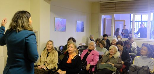 AYVALIK BELEDİYESİ’NDEN KADINA YÖNELİK ŞİDDETLE MÜCADELE BULUŞMALARI