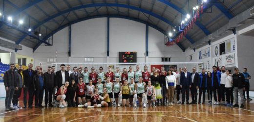 Voleybolda Körfez derbisi Altınoluk’un Körfezin Sultanları 7’de 7 yaptı