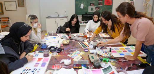 KÜÇÜKÇEKMECE BELEDİYESİ SANAT EĞİTİMLERİNE HIZ VERİYOR