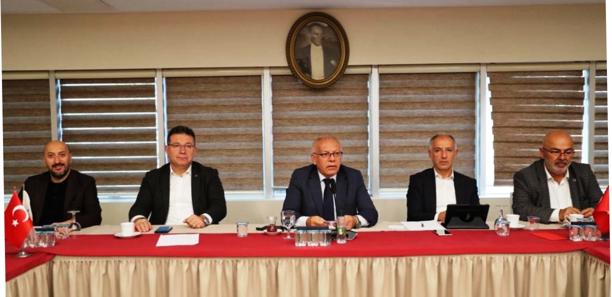 Kartal’da Kent Sorunları, Muhtarlar Toplantısı İle Çözüme Kavuşuyor