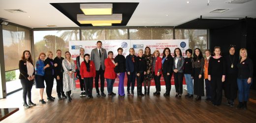 KADIKÖY’DE KADIN DAYANIŞMASI İÇİN GÜÇ BİRLİĞİ