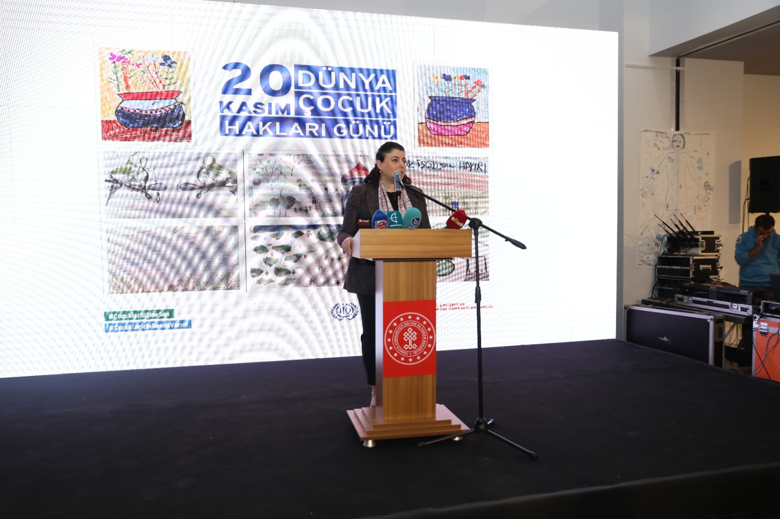 ILO Dünya Çocuk Hakları Gününde Şanlıurfa’da “Tarlaya Değil Okula” Mesajı Verdi