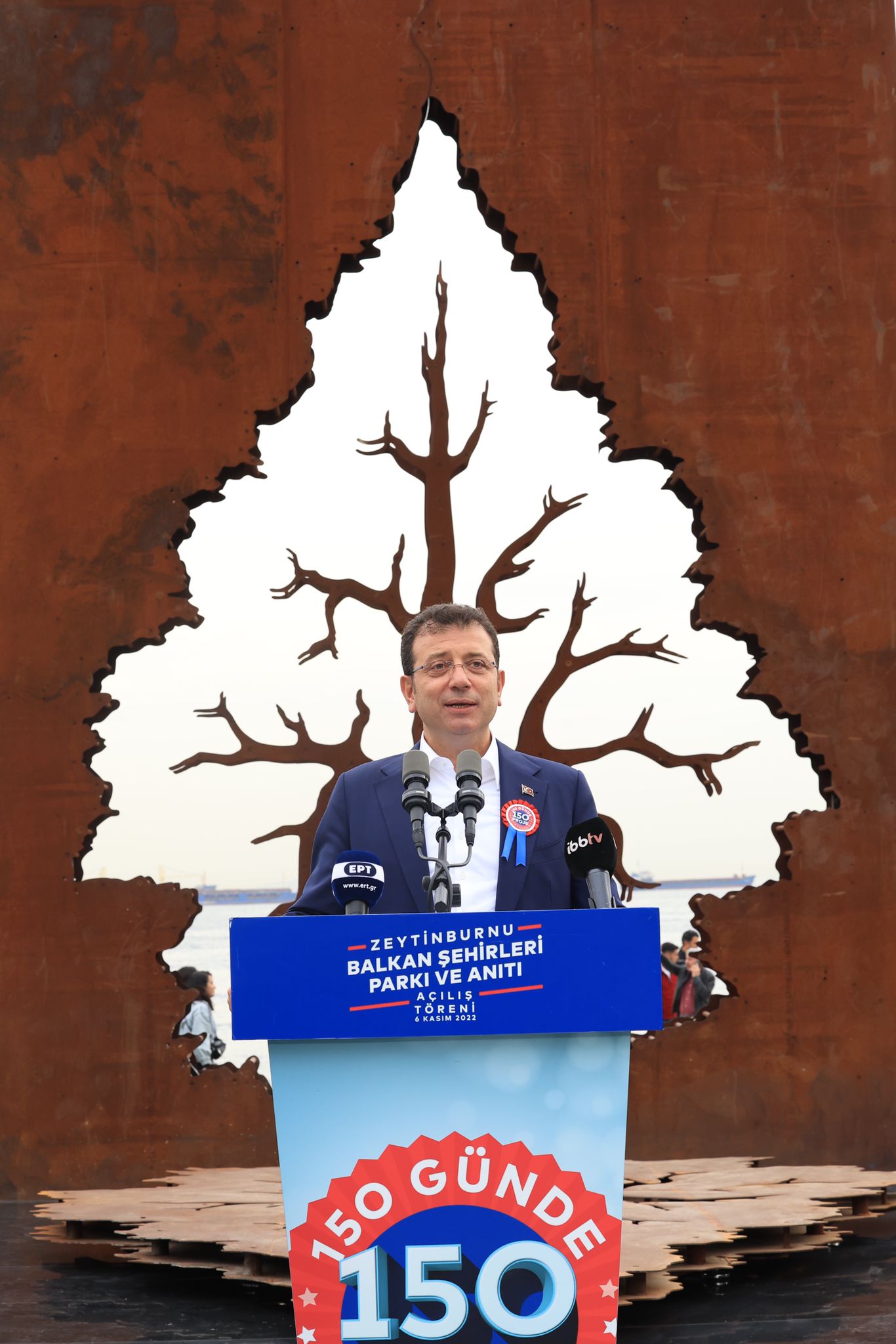 ZEYTİNBURNU YENİ ÇEHRESİNE KAVUŞTU: