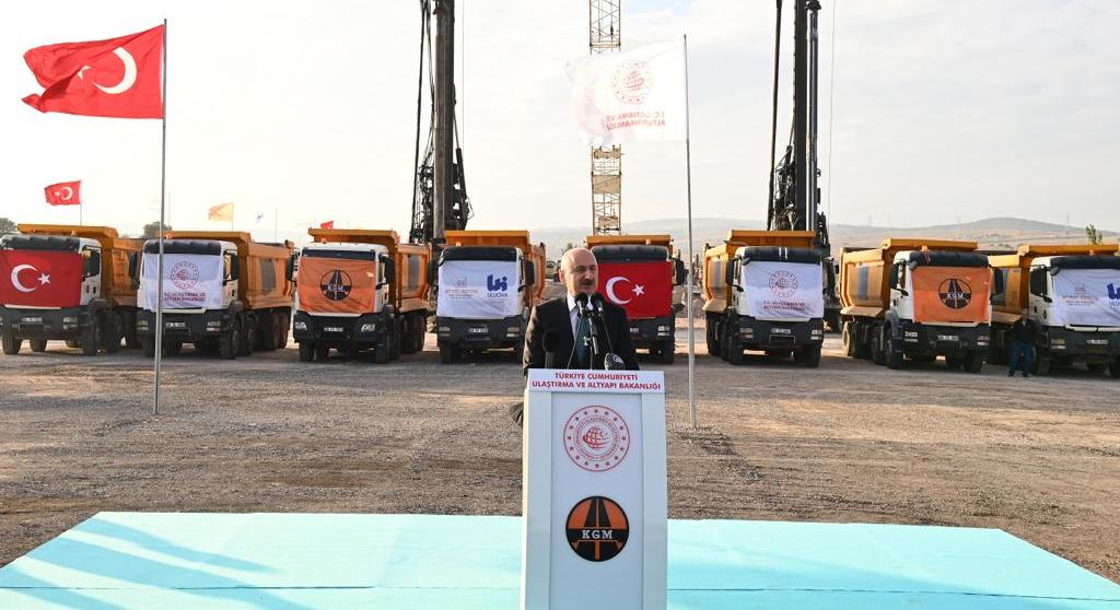 KARAİSMAİLOĞLU: BALIKESİR KUZEYBATI ÇEVRE YOLU İLE TURİZM BÖLGESİNE ALTERNATİF BÖLÜNMÜŞ YOL BAĞLANTISI OLUŞTURUYORUZ