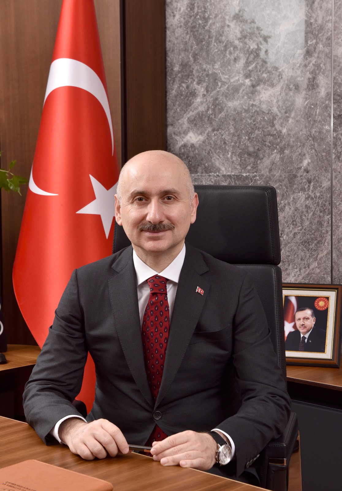 KARAİSMAİLOĞLU: YUSUFELİ’NDE GENİŞ VE ZORLU VADİLERİ TEKNOLOJİK KÖPRÜLERLE AŞTIK