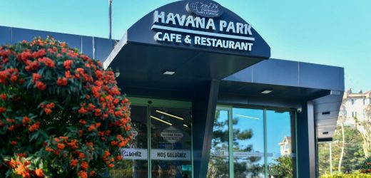 ESENYURT’UN İLK SOSYAL TESİSİ AÇILDI