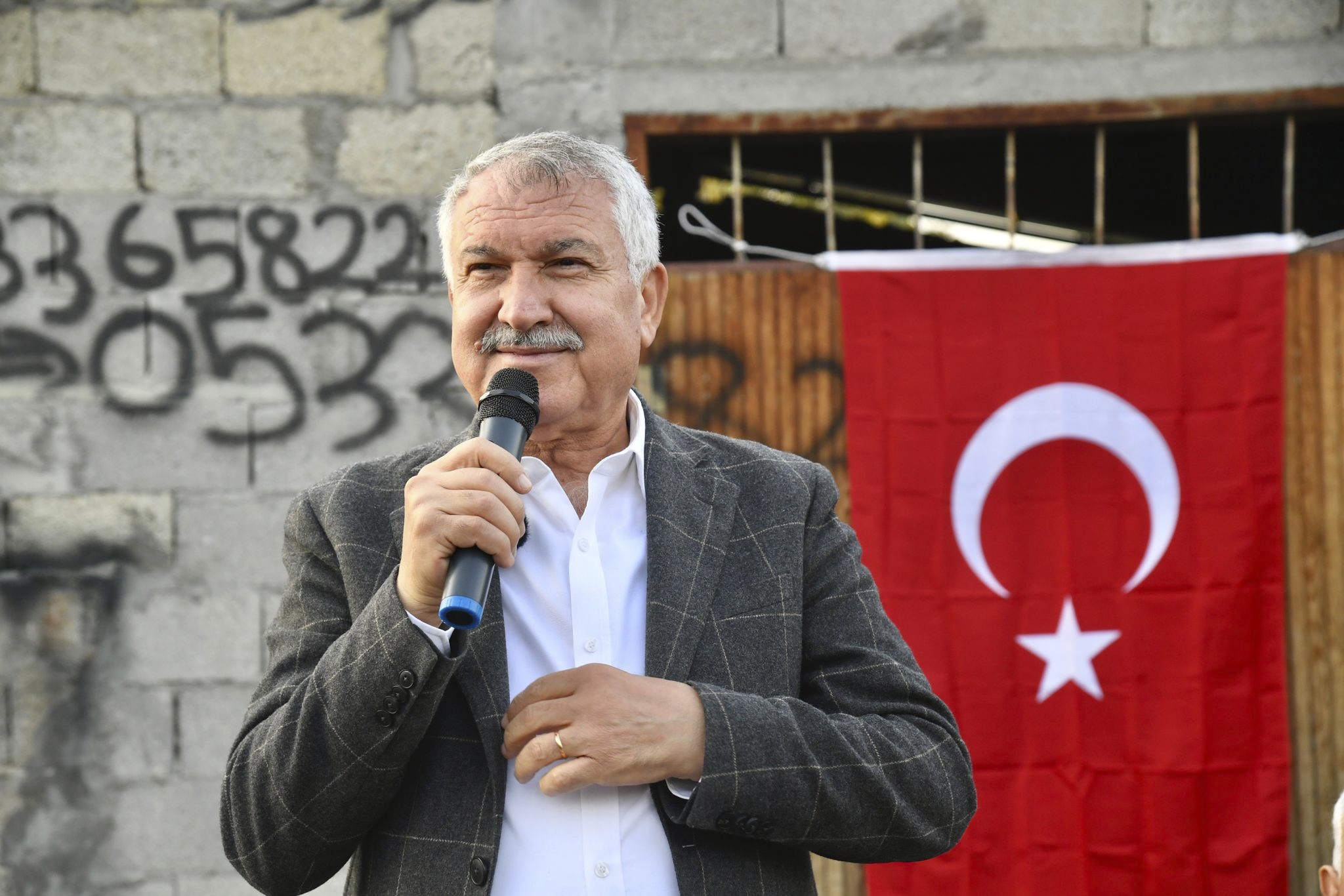 Başkan Zeydan Karalar’a Kozan’ın köylerinde sevgi seli