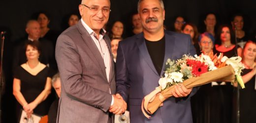 Kartallılar Yeni Yılı, Türk Halk Müziği Konseriyle Karşıladı