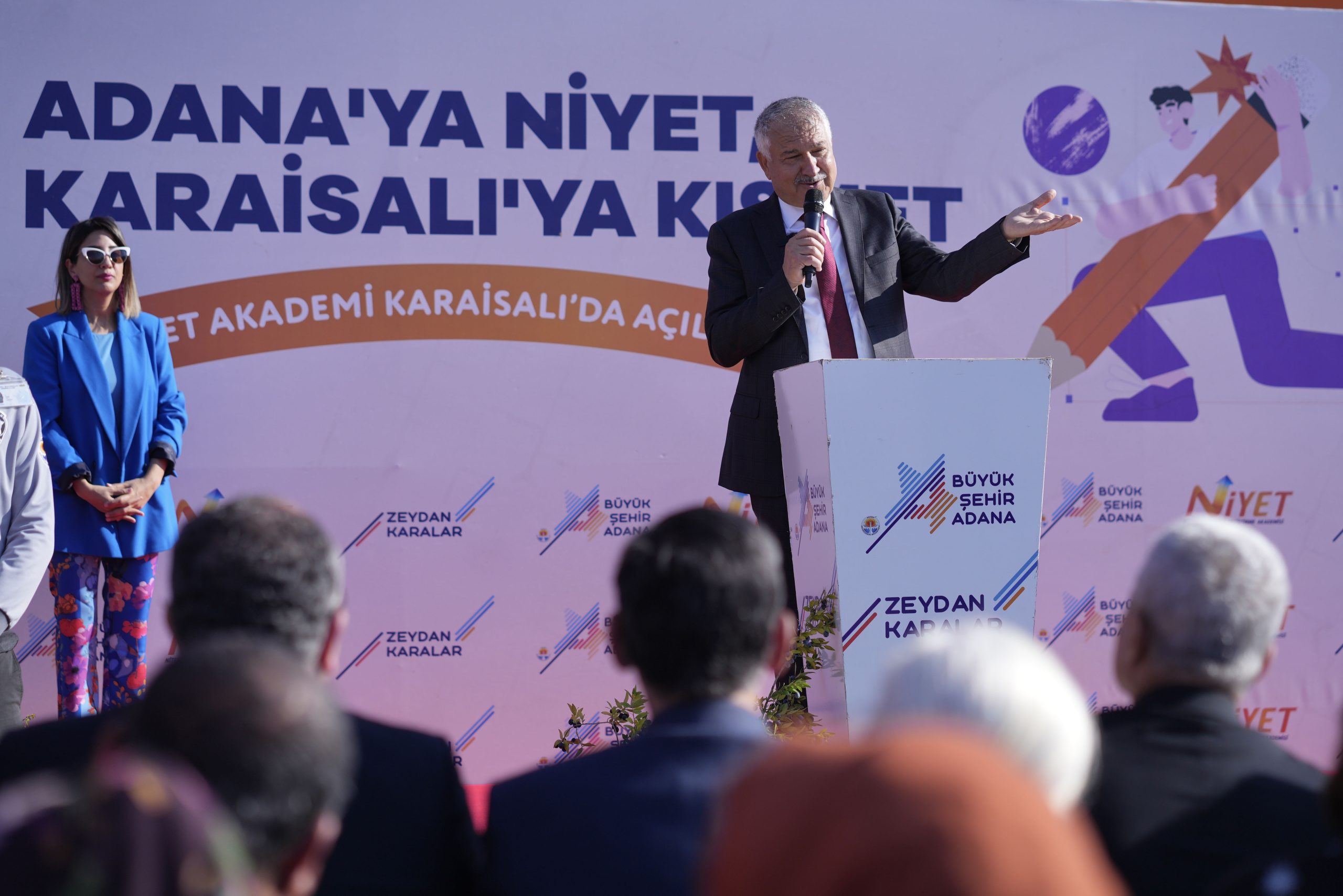 Zeydan Karalar’ın sıra dışı belediyecilik anlayışı çoğalıyor, yayılıyor