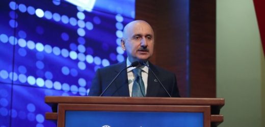 KARAİSMAİLOĞLU: ÜÇÜNCÜ ÇEYREKTE HABERLEŞME SEKTÖRÜ YÜZDE 47 BÜYÜDÜ