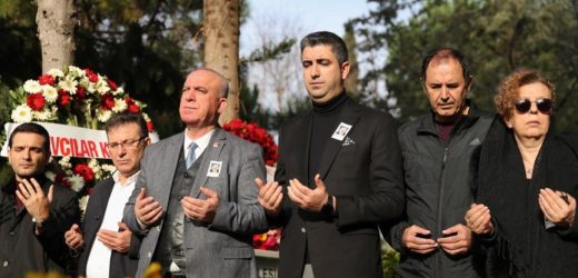 Merhum Başkan Mehmet Ali Büklü Mezarı Başında Anıldı