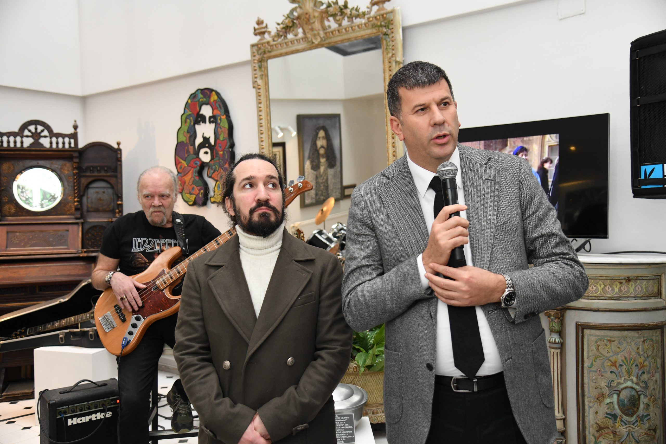 BARIŞ MANÇO EVİ ZİYARETÇİLERİNİ AĞIRLAMAYA HAZIR