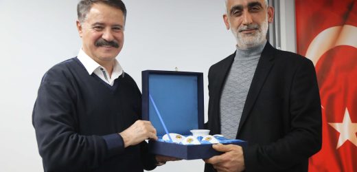 Atakum Belediyesi’nden şiir ve müzik ziyafeti