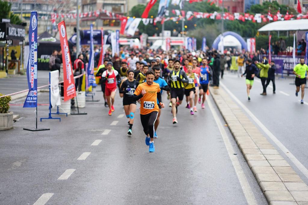 12. Uğur Mumcu’yu Anma Yol Koşusu Kartal’da Yapıldı