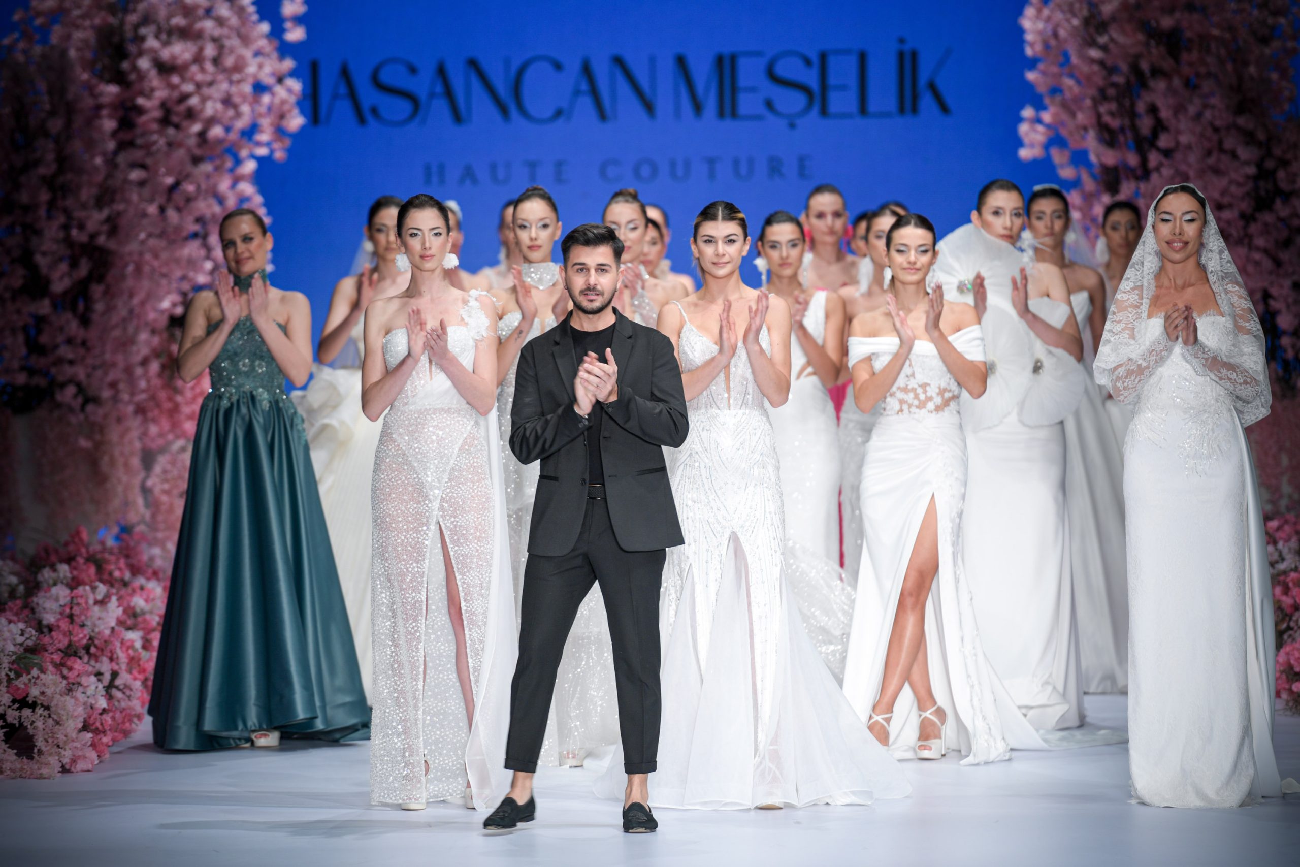 Gelinlik Tasarım Yarışması ile parladı kendi markasını kurdu