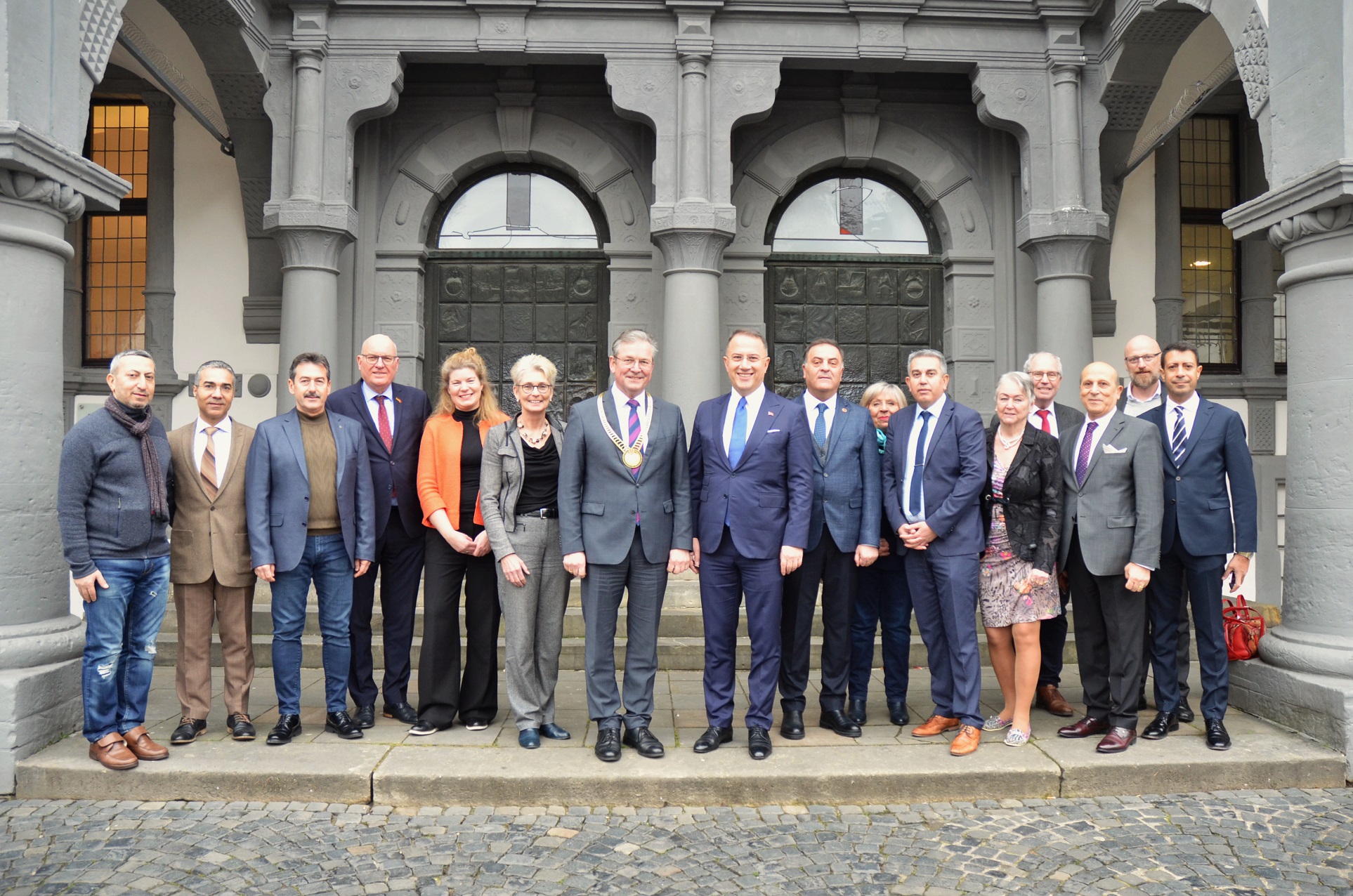 Başkan Çalık, Kardeş Şehir Paderborn Belediyesi’ni Ziyaret Etti