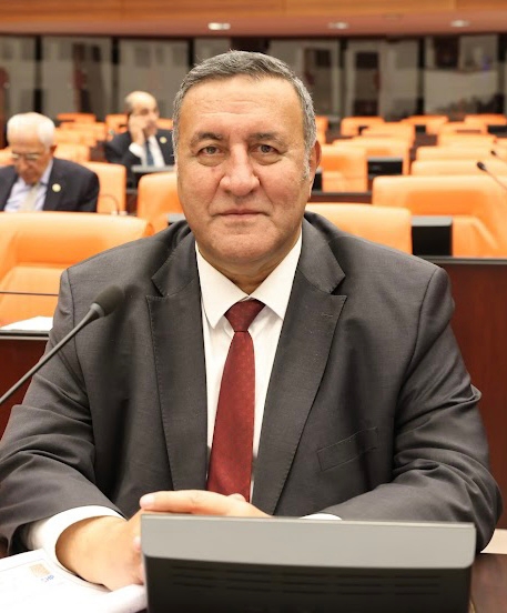 Gürer: “Memleket bankalara ‘tutu’ kaldı”