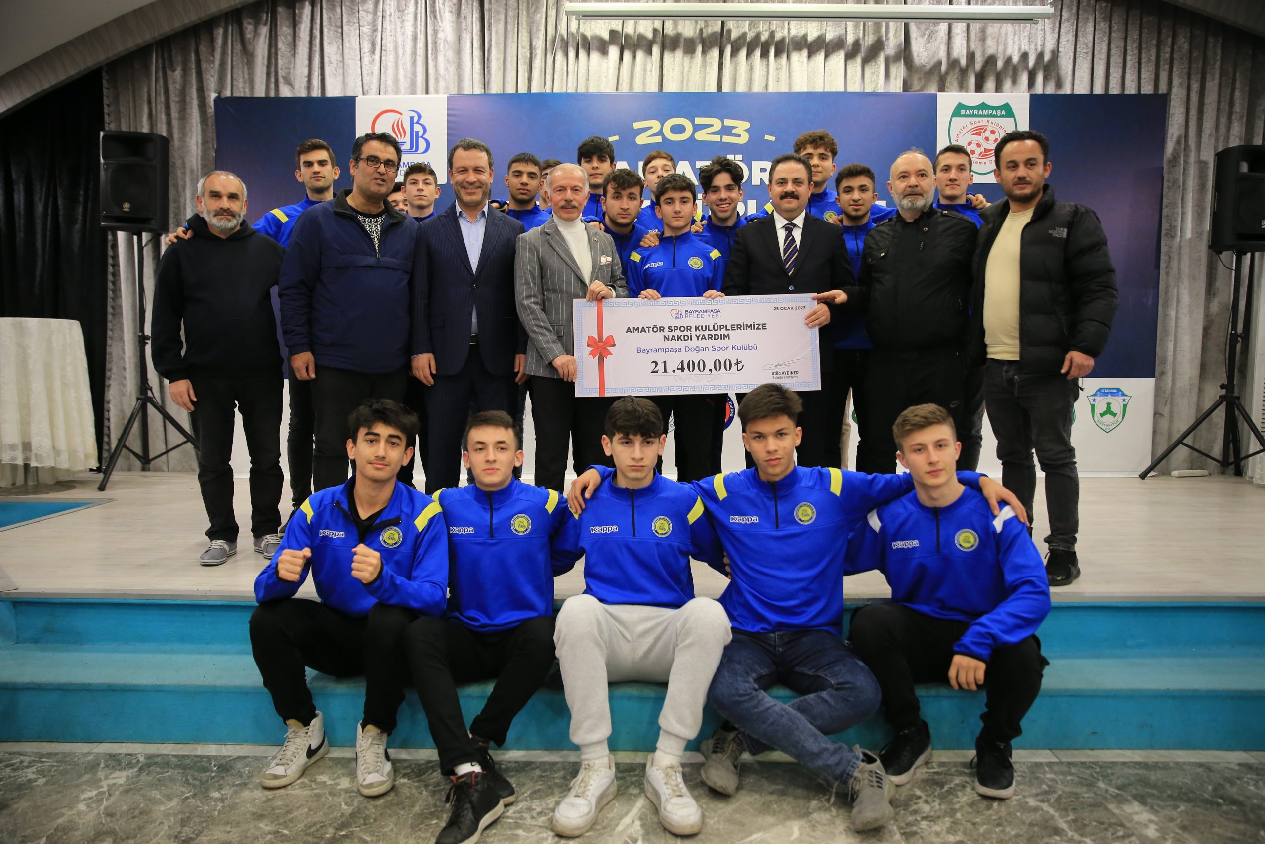 Bayrampaşa Belediyesi’nden spor kulüplerine büyük destek