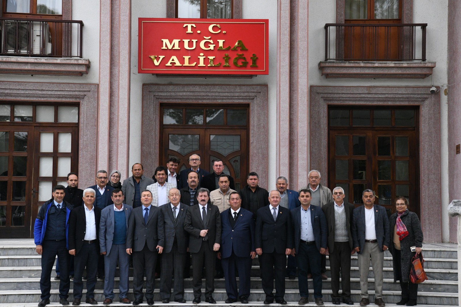 Vali Orhan Tavlı Muhtar Dernek ve Federasyonları ile bir araya geldi