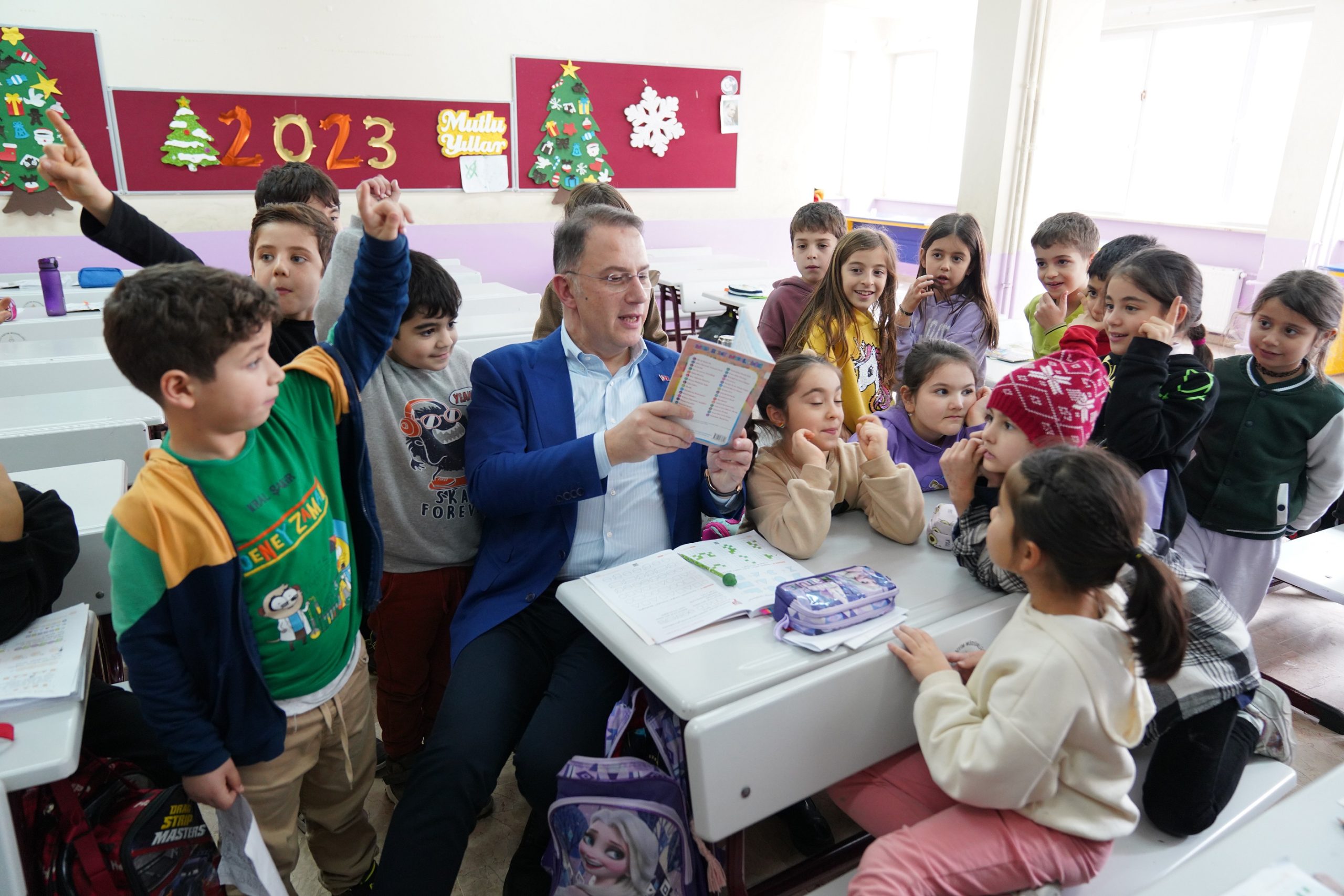 “BELEDİYE BÜTÇESİNİN ÖNEMLİ BİR KISMINI ÇOCUKLARIMIZ İÇİN HARCIYORUZ”